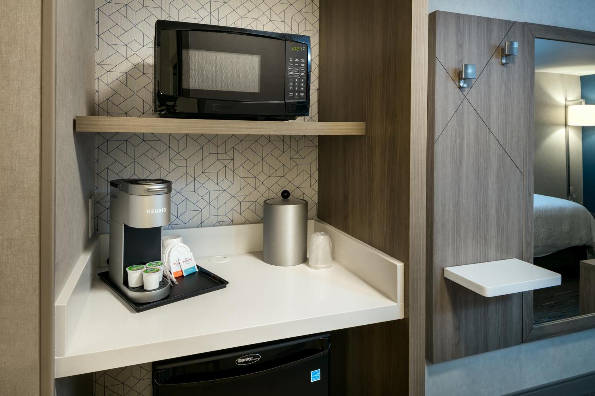 Holiday Inn Express Corvallis-On The River By Ihg Εξωτερικό φωτογραφία